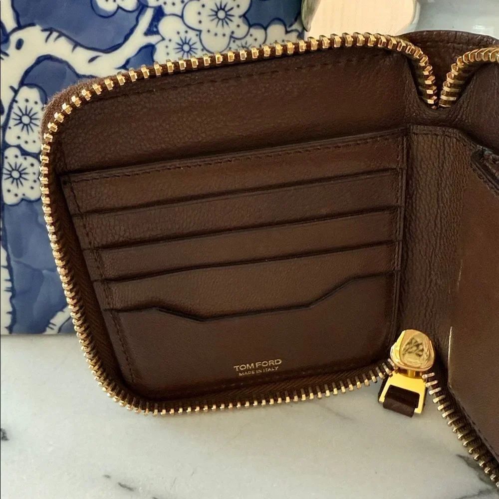 Tom Ford Wallet - Picture 6 of 9